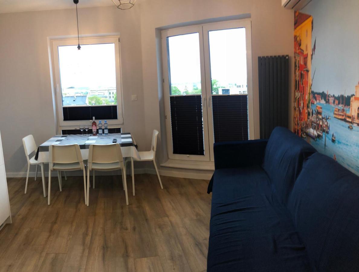Klimatyzowany Apartament Wenecja Z Garazem Podziemnym Kielce Bagian luar foto